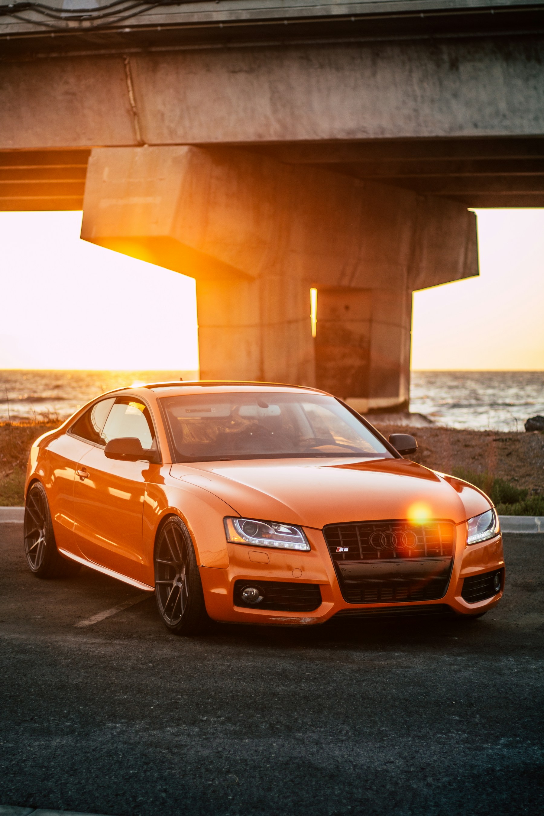 Luxury car finish reflecting a studio light